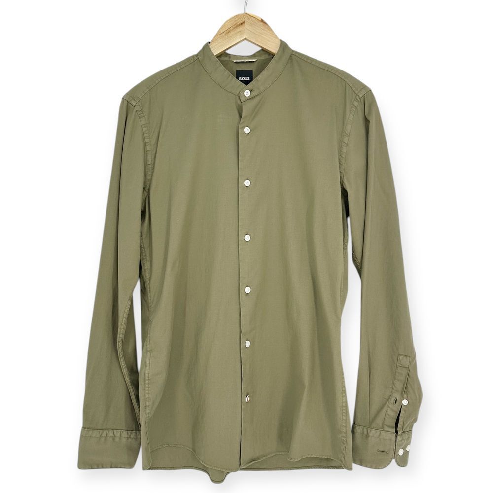 BOSS Men's NWT Slim-Fit Dress Shirt Stand-Up Band Collar size S Hank-Standup-214